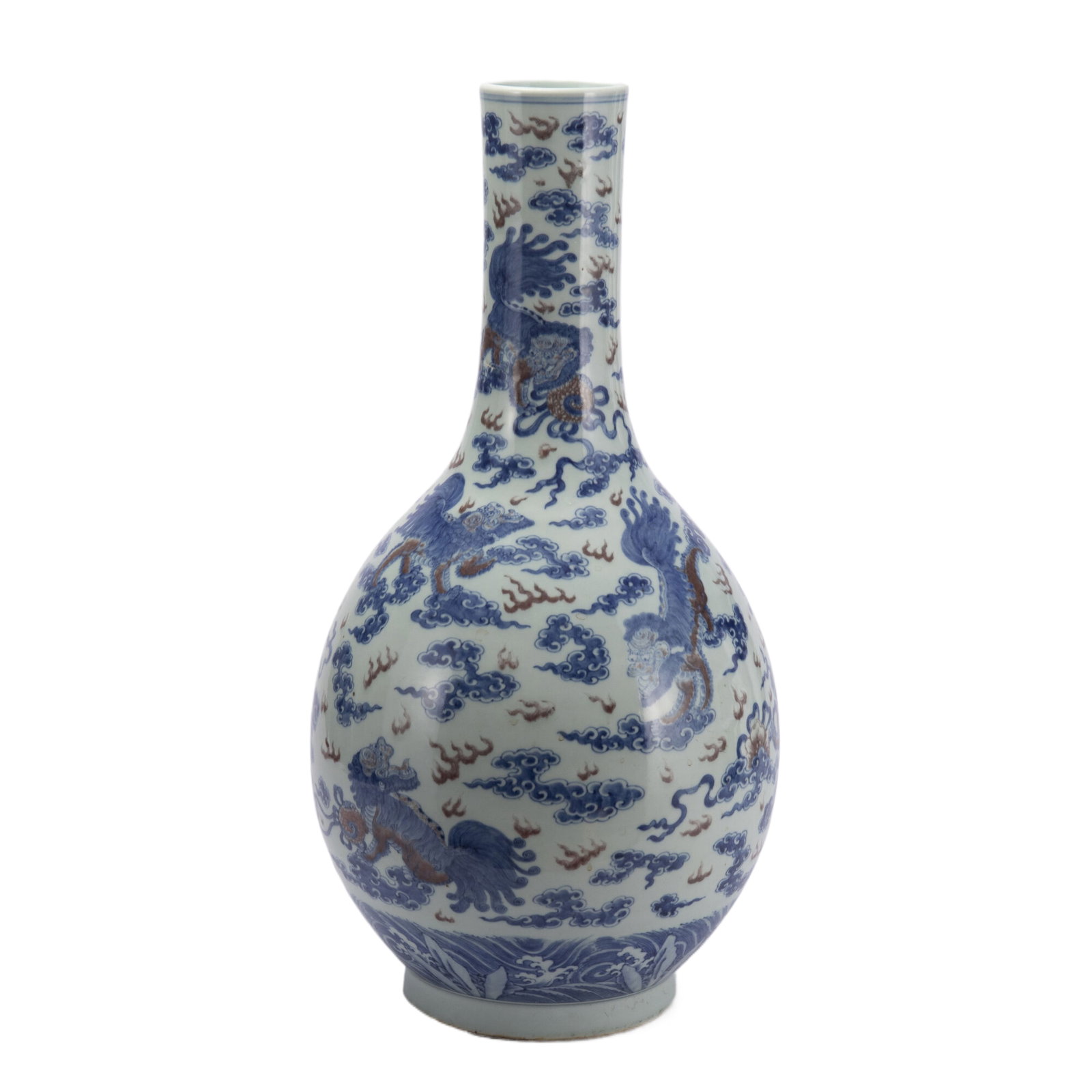 A BLUE AND WHITE UNDERGLAZED RED PORCELAIN VASE (1 of 10)