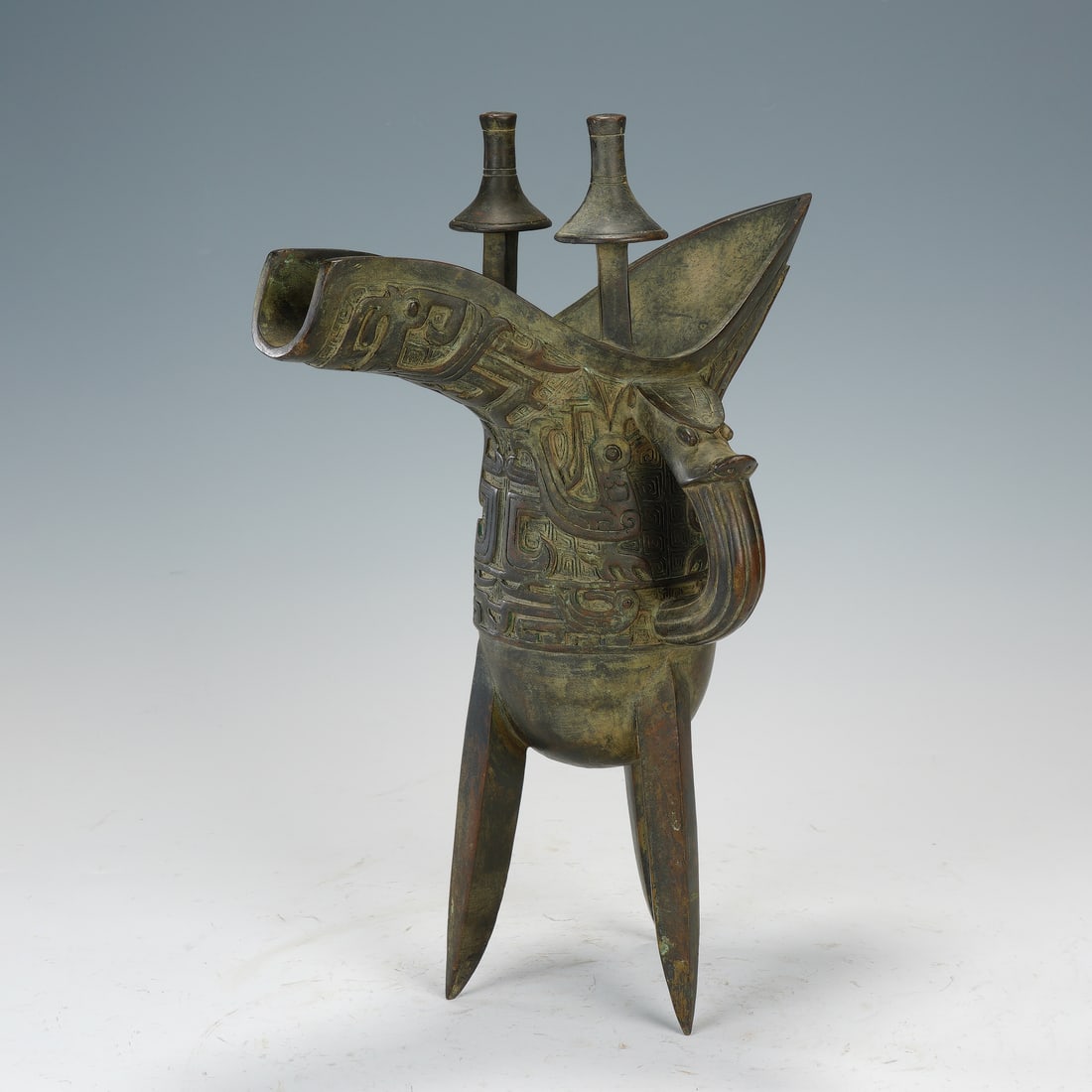 A CHINESE BRONZE JUE CUP (1 of 9)