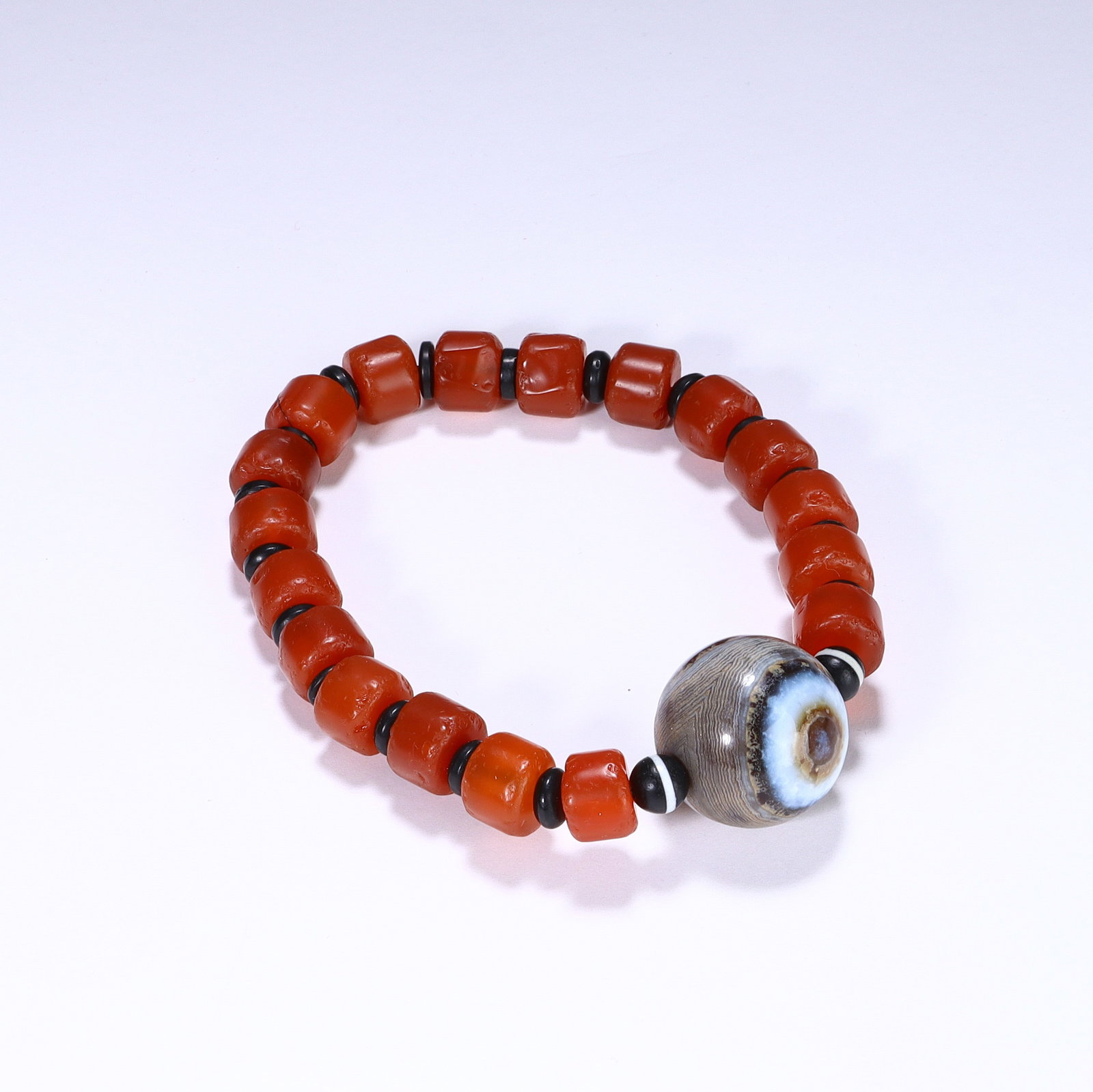 CHINESE SINGLE EYE DZI BEAD MALA BRACELET (1 of 6)