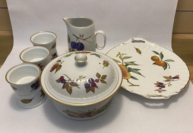 Lot of 10 Pieces Royal Worcester Oven to table (1 of 12)