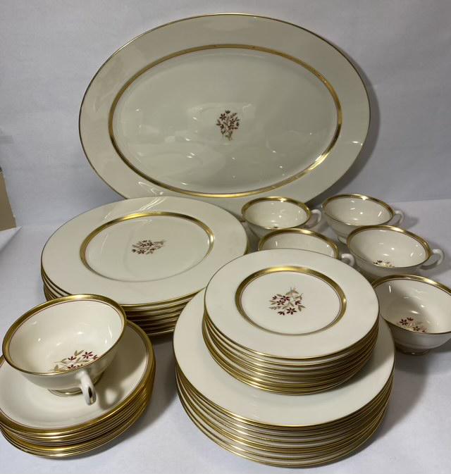 Nydia by Lenox 39 piece China Set (1 of 6)