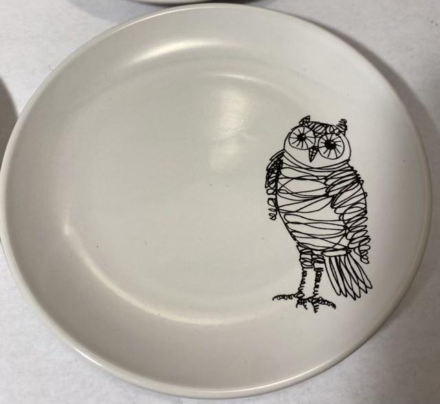 Black and White Owl Plate Set (1 of 4)