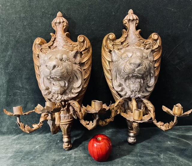 Lion Wall Sconce Pair (1 of 6)