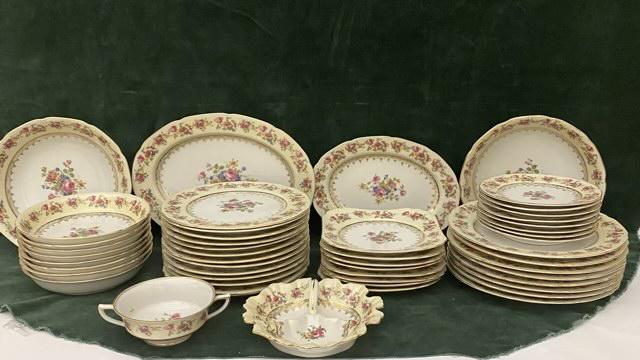 Goldcastle China Set (1 of 7)