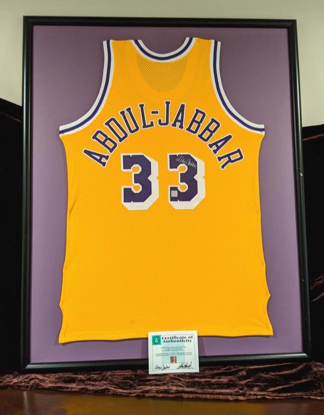 Kareem Abdul Jabbar autographed jersey (1 of 9)