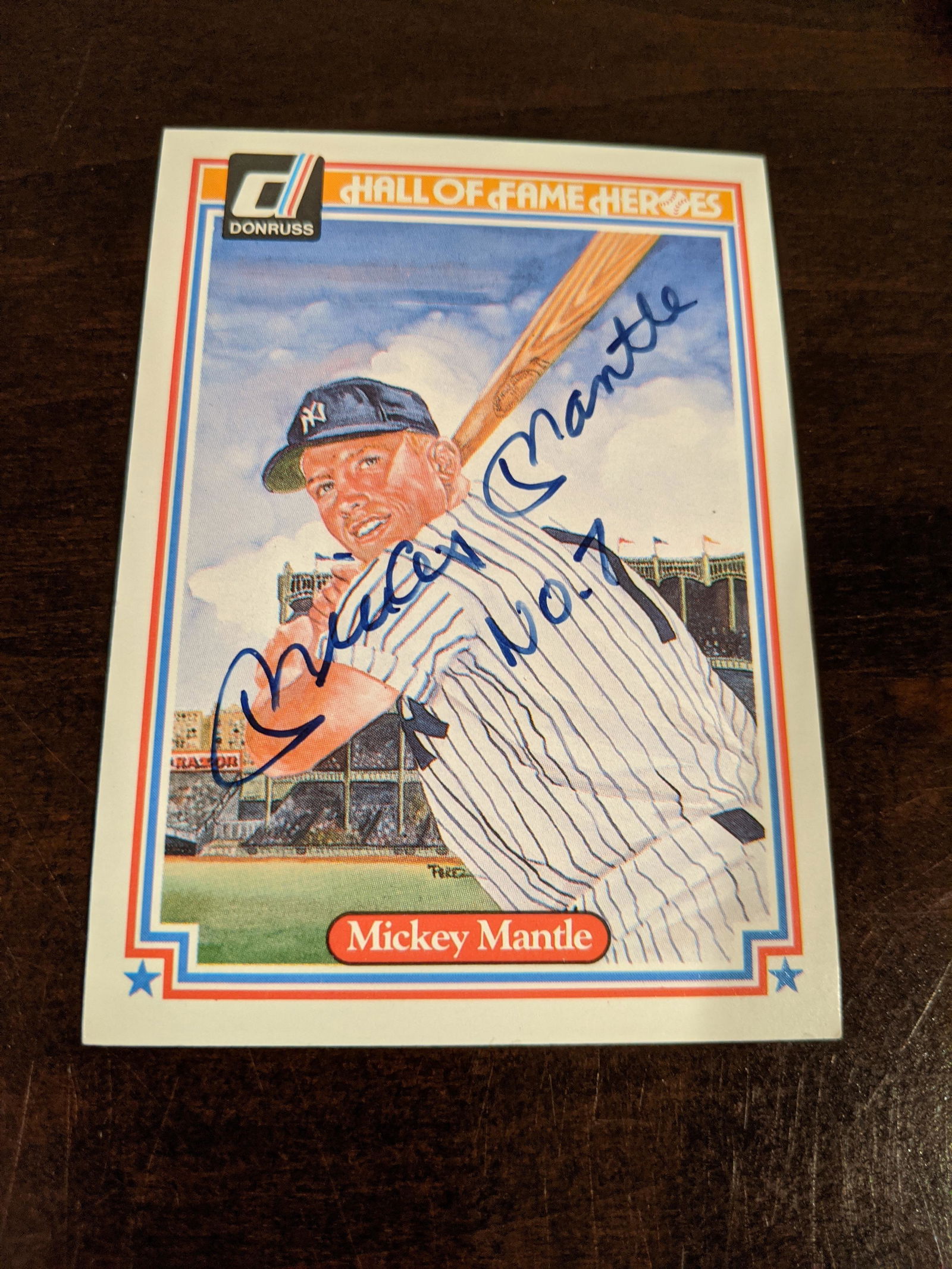 Donruss Mickey Mantle #7 signed baseball card (1 of 2)