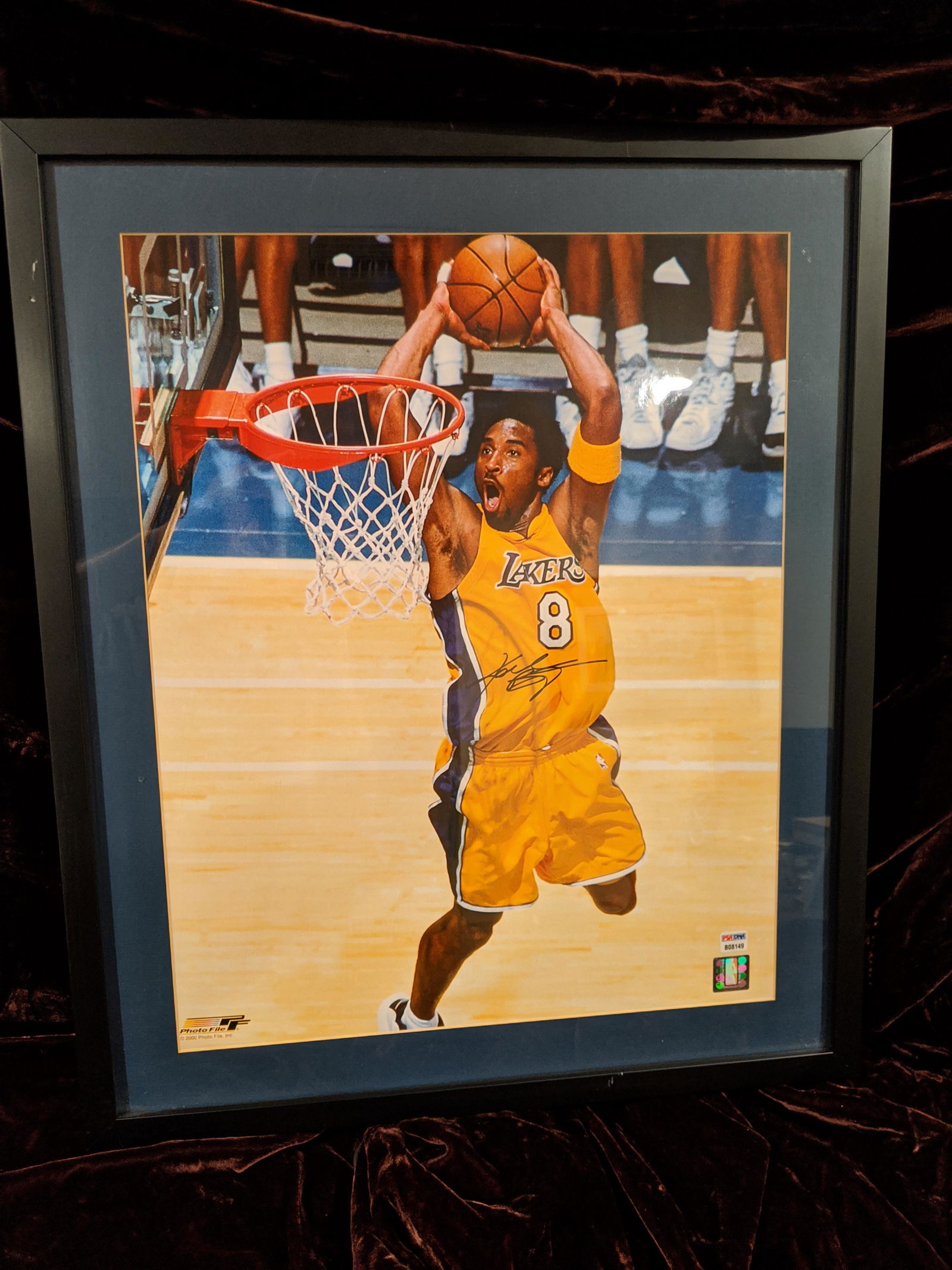Kobe Bryant autographed photofile photo 2000 PSA / DNA (1 of 9)