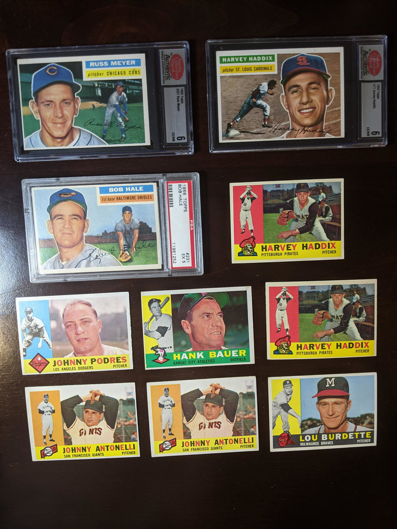 1956 and 1960 Topps Baseball 10 card lot: 1956 and 1960 Topps 10 card lot: 1956 Topps - Russ Meyer #227, Harvey Haddix #77, Bob Hale #231 & 1960 Topps - Johnny Podres #425, Hank Bauer #262, Harvey Haddix #340 (2 cards), Johnny Antonelli #80, 