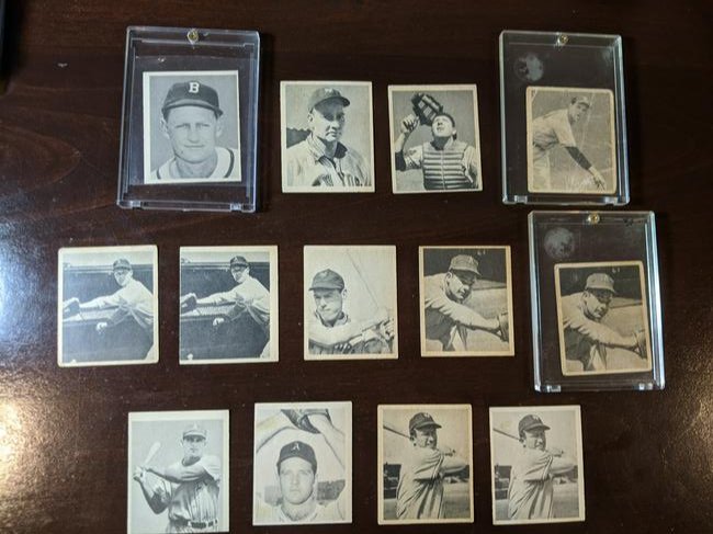 1948 Gum, Inc. lot of 13 cards: 1948 Gum, Inc. lot of 13 cards: Bob Elliot, Walker Cooper, Buddy Rosar, Johnny Sain, Eddie Joost (2 cards), Buddy Kerr, Ferris Fain (2 cards), Barney McCoskey, Bill McCahan, Bill Rigney (2 cards). See
