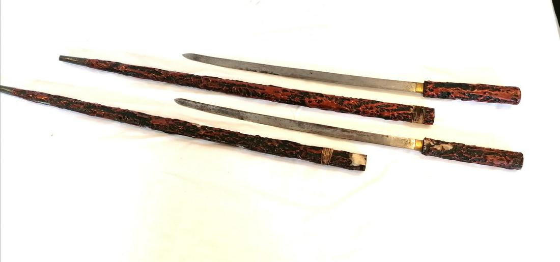 Japanese pair of antique swords (Wakizashi?) with black (1 of 4)