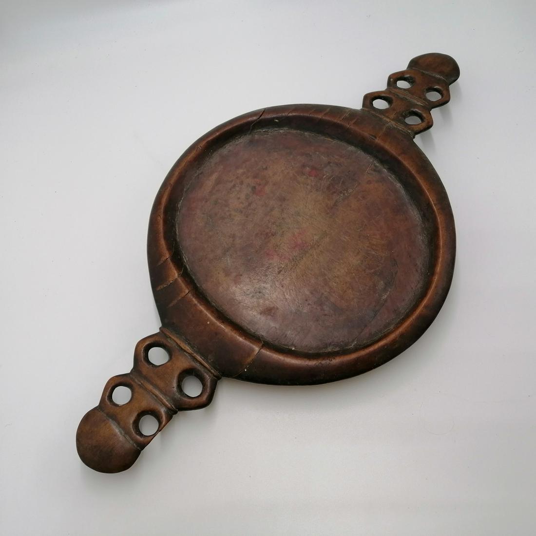 Antique Vanuatu Oceanic 2 handled bowl with good patina (1 of 6)