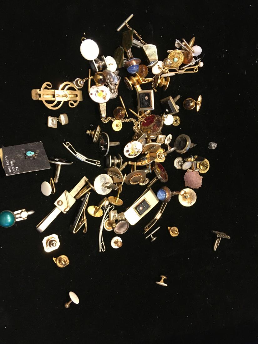 LARGE LOT OF VINTAGE CUFFLINKS (1 of 2)