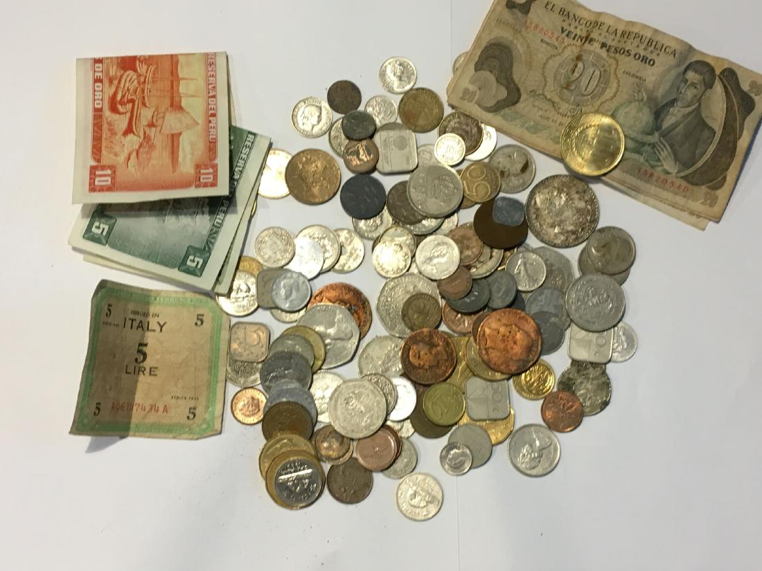 LARGE LOT OF EARLIER FOREIGN COINS AND CURRENCY: LARGE LOT OF EARLIER FOREIGN COINS AND CURRENCY