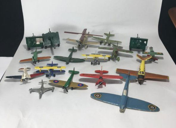 LOT OF  OF  VINTAGE TOY AIRPLANES  BY DINKY, CORGI, AND (1 of 4)