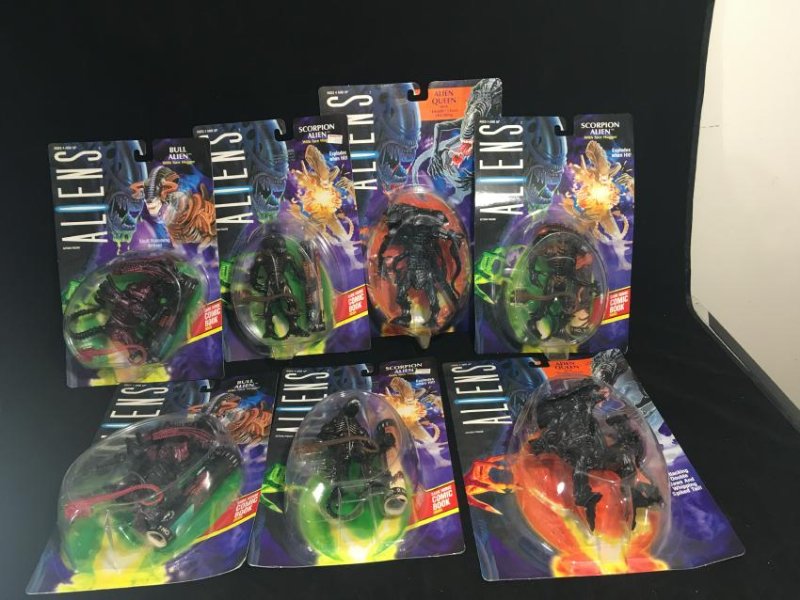 13 ALIEN ACTION FIGURES MIB (1 of 6)