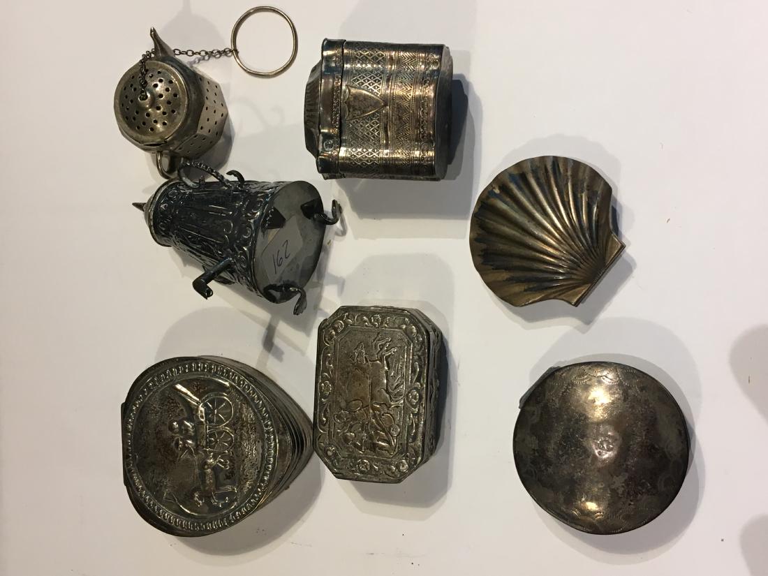 7 ANTIQUE STERLING SILVER MINIATURE BOXES (1 of 7)