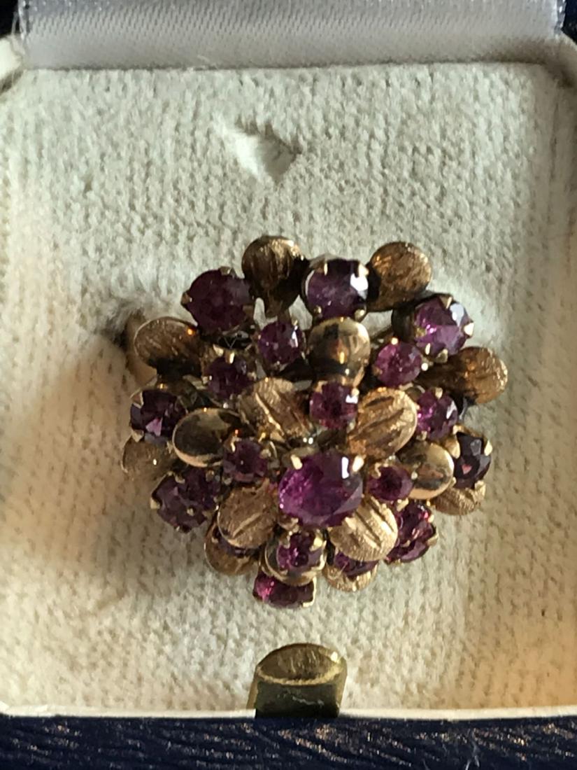 18K GOLD CLUSTER RING WITH RED STONES 7.32 GRAMS (1 of 3)