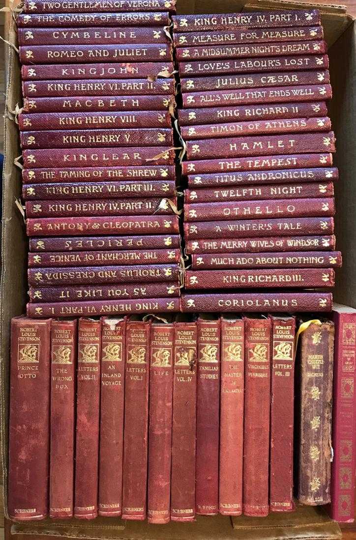 SHAKESPEARE MINIATURE SET IN LEATHER AND A ROBERT LEWIS: SHAKESPEARE MINIATURE SET IN LEATHER AND A ROBERT LEWIS STEVENSON SET