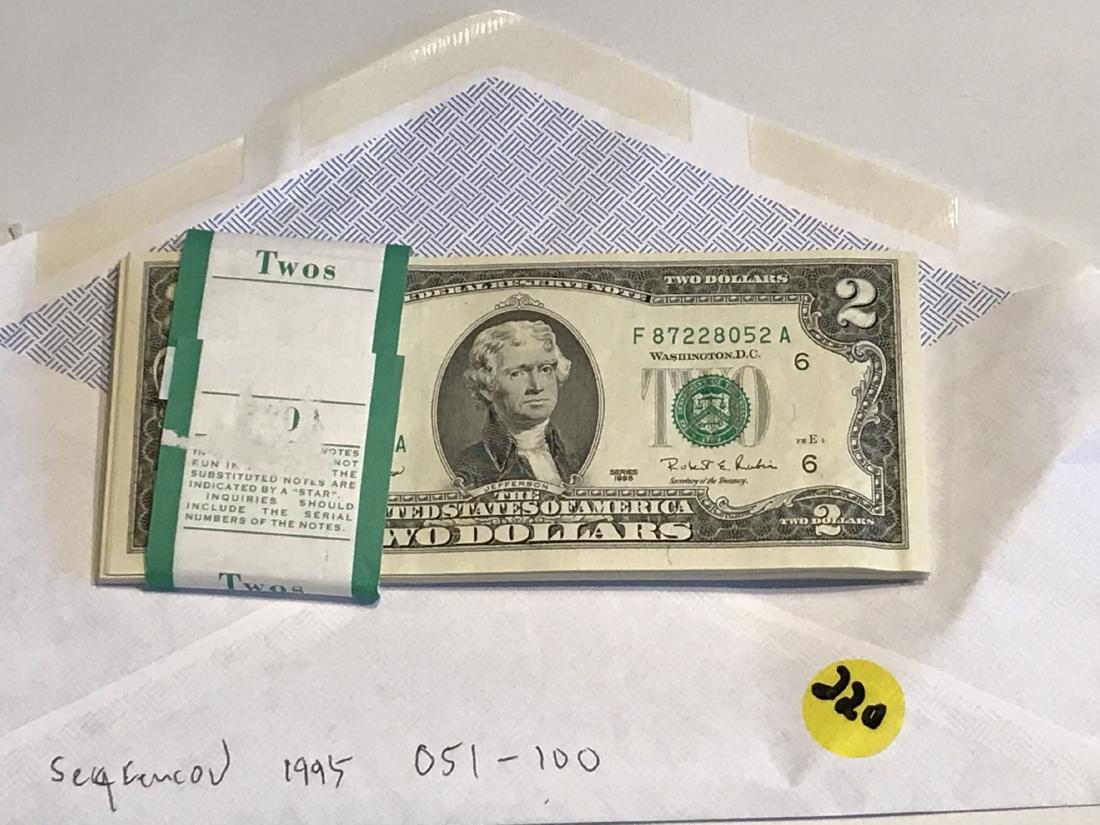 50 1995 MINT UNCIRCULATED SEQUENCED 2 DOLLAR BILLS: 50 1995 MINT UNCIRCULATED SEQUENCED 2 DOLLAR BILLS