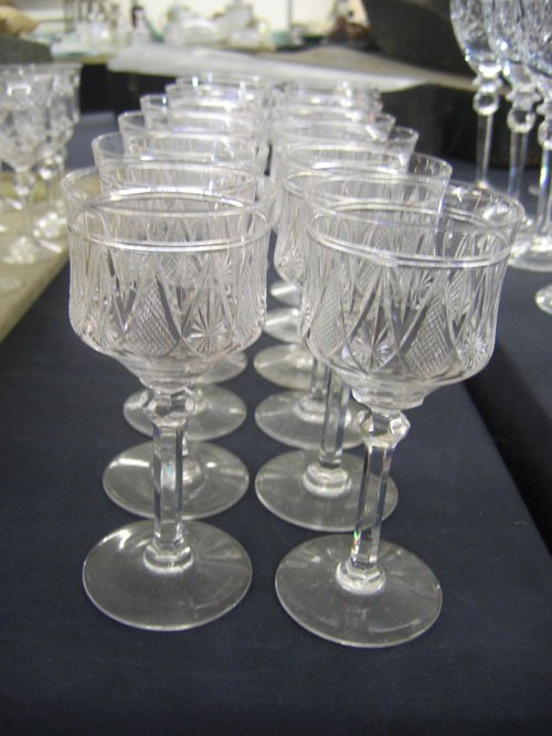 12 CUT CRYSTAL WINES