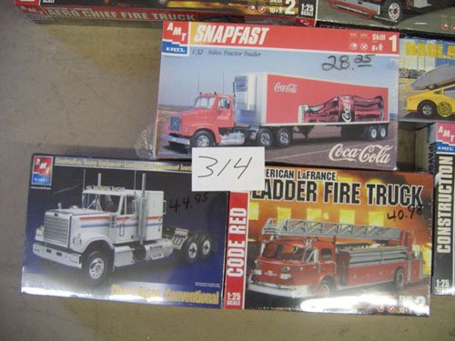 15 UNOPENED TRUCK MODELS; 14 AMT/ERIC, 1 TESTOR - 3