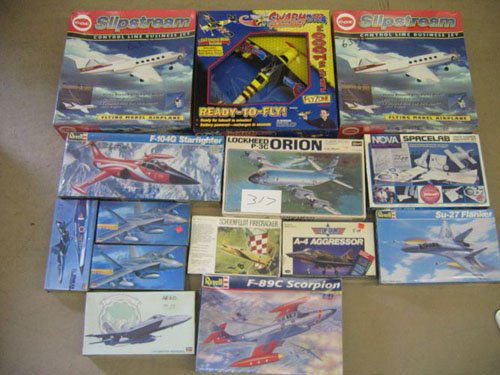 15 UNOPENED PLANE AND HELICOPTER MODELS: 15 UNOPENED PLANE AND HELICOPTER MODELS; 3 REVELL, 5 HASEGAWA, 1 SKILL CRAFT, 2 COX, 1 SWARM JR, 1 TOP GUN, 1 SCHOENFELD, 1 FIRECRACKER