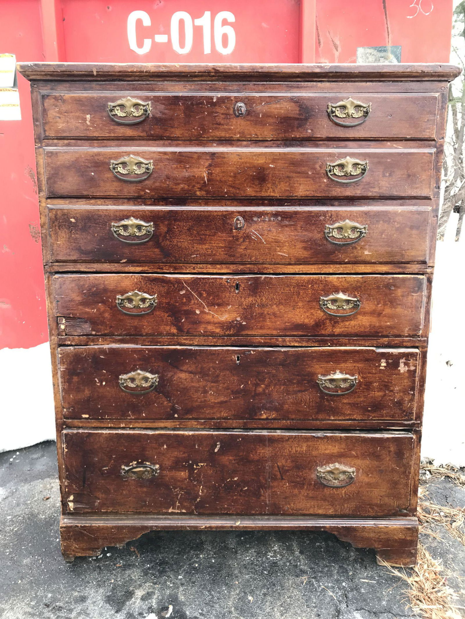 AN EARLY 19TH CENTURY 3 DRAWER BLANKET CHEST WITH (1 of 9)