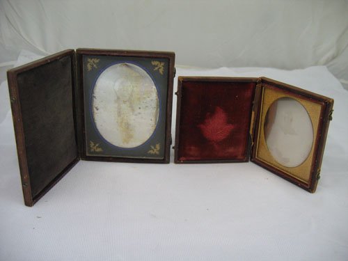 2 DAGUERROTYPE PORTRAITS OF WOMEN, 1 1/6 PLATE,
