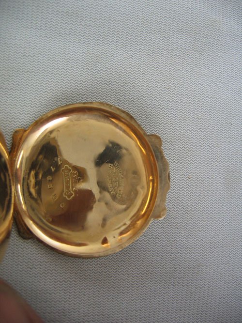 14 K GOLD WALTHAM LADIES' POCKETWATCH, SER - 3