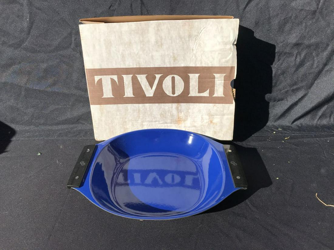 CATHRINE HOLM BLUE ENAMELLED PAELLA PAN IN ORIGINAL BOX: CATHRINE HOLM BLUE ENAMELLED PAELLA PAN IN ORIGINAL BOX 13"X 16". PROPERTY FROM THE ESTATE OF THE LEIF WESSMANN