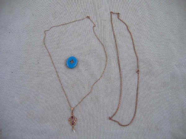 19TH CENTURY ENAMEL 10K GOLD LOCKET WITH PEARLS: 19TH CENTURY ENAMEL 10K GOLD LOCKET WITH SEE PEARLS & 10K GOLD ART NEAVEAU PENDANT AND NECKLACE