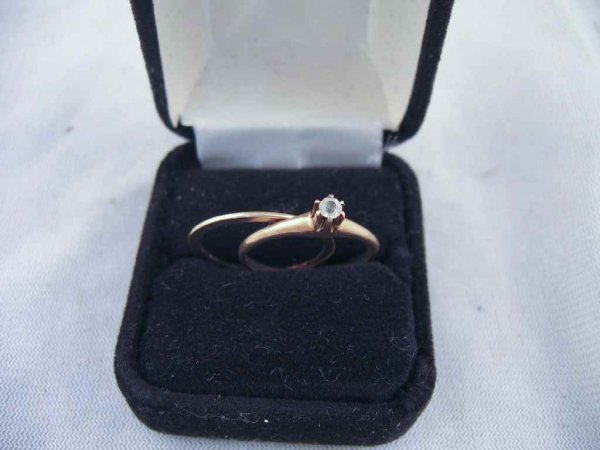14K GOLD ENGAGEMENT & WEDDING BAND SET