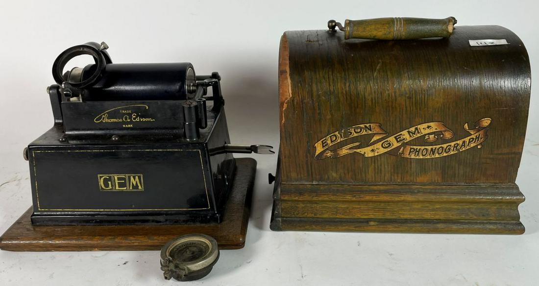 A THOMAS EDISON GEM CYLINDER PLAYER MODEL NUMBER: A THOMAS EDISON GEM CYLINDER PLAYER MODEL NUMBER G105553