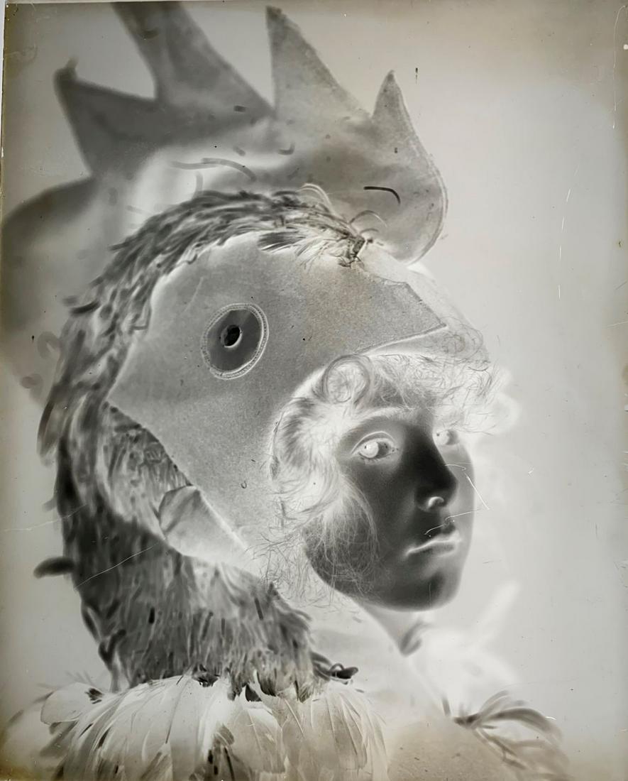 19TH CENTURY GLASS NEGATIVES OF A RECLINING NUDE WOMAN: 19TH CENTURY GLASS NEGATIVES OF A RECLINING NUDE WOMAN