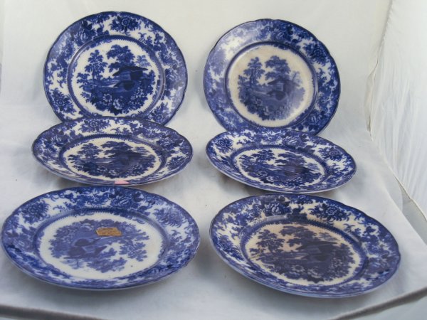 6 FLOW BLUE PLATES MARKED "E. MALKIN & CO" BURS: 6 FLOW BLUE PLATES MARKED "E. MALKIN & CO" BURSLEM GENEVESE. 10" DIAMETER