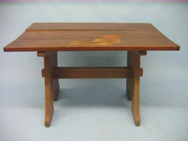 ARTS AND CRAFTS TRESTLE STYLE DINING TABLE