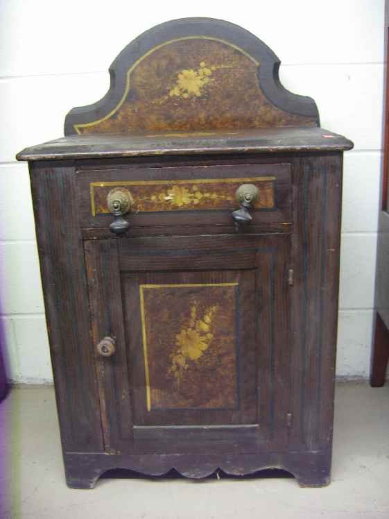 SMALL COTTAGE PRINTED COMMODE