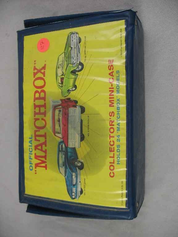 41 MATCHBOX CARS IN MINI-CASE: 41 MATCHBOX CARS IN MINI-CASE
