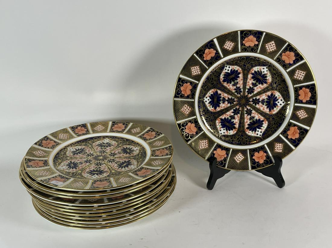 12 ROYAL CROWN DERBY 11" DINNER PLATES. NO KNIFE MARKS, (1 of 3)