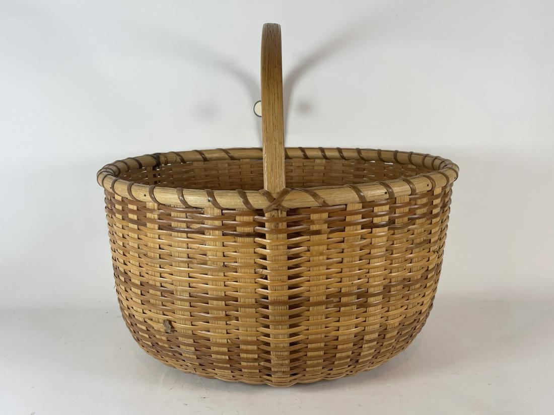 A FINE LARGE NANTUCKET BASKET 15.5" TO TOP OF HANDLE X (1 of 4)