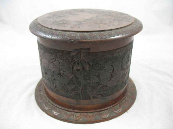 ART NOUVEAU FLEMISH HUMIDOR BURNT WOOD 7.75" X: ART NOUVEAU FLEMISH HUMIDOR BURNT WOOD 7.75" X 6"