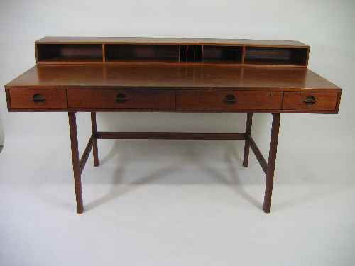 MID CENTURY MODERN HERMAN MILLER STYLE DESK CON: MID CENTURY MODERN HERMAN MILLER STYLE DESK CONVERTS TO DINING TABLE MANUFACTURED BY LOVIG- SOME STAINING TO TOP