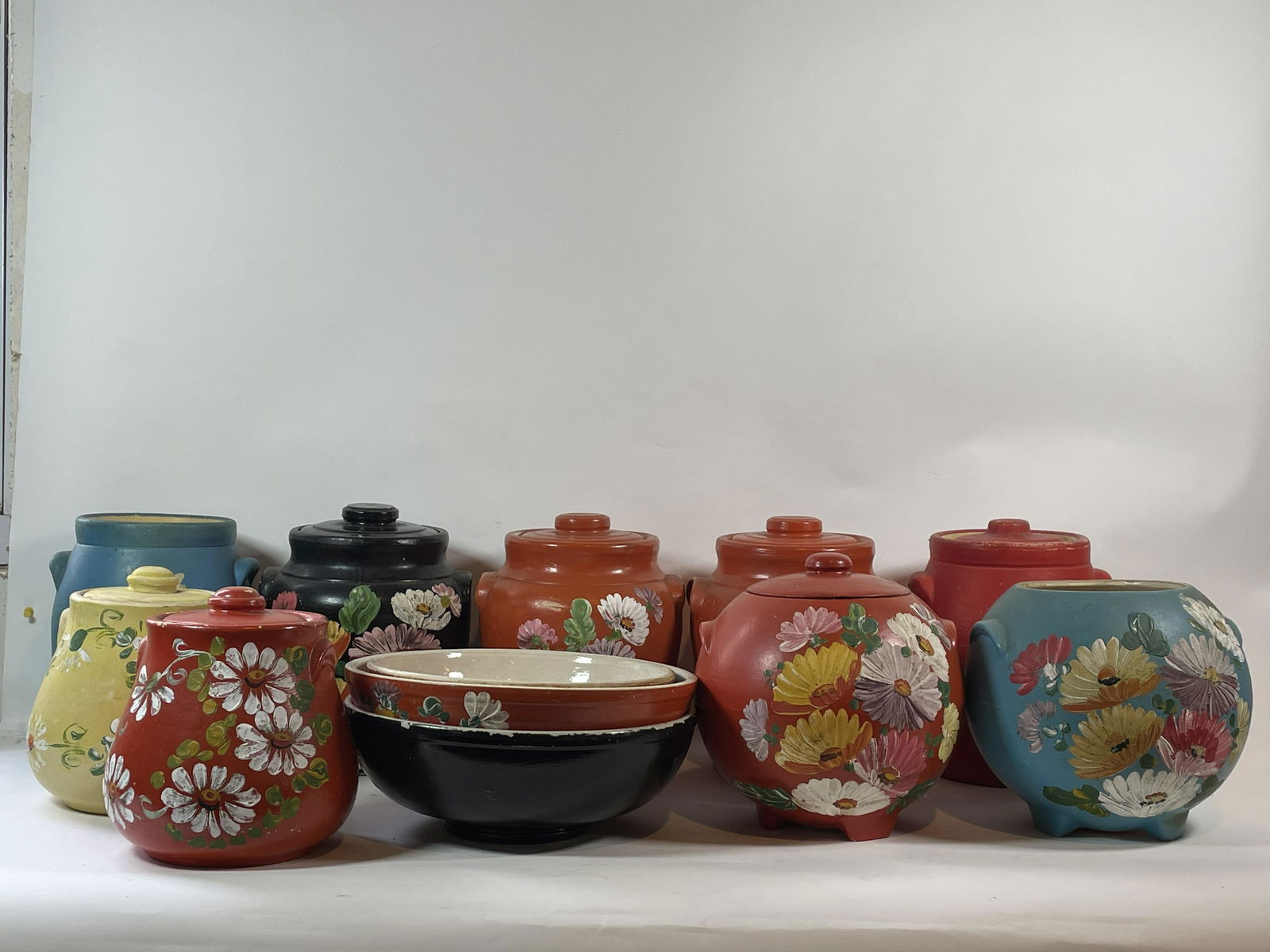 TWELVE ANTIQUE MEXICAN POTTERY COOKIE JARS AND BOWLS, (1 of 9)