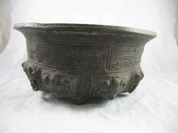 1920'S MAYAN THEMED REDWARE PLANTER: 1920'S MAYAN THEMED REDWARE PLANTER
