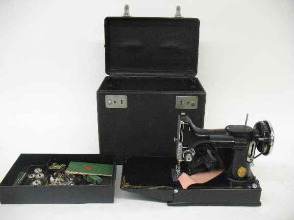 FEATHERWEIGHT SINGER SEWING MACHINE: FEATHERWEIGHT SINGER SEWING MACHINE