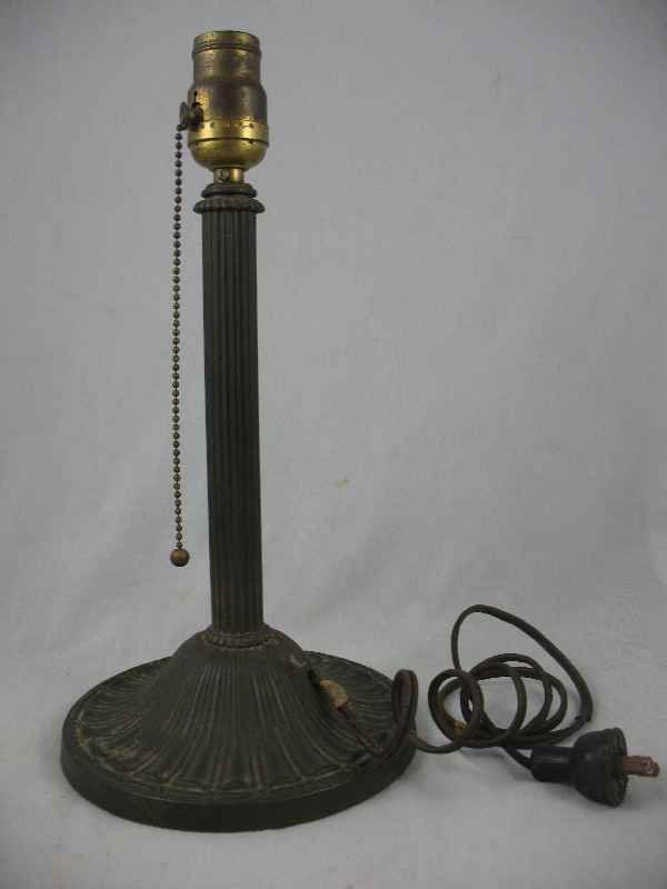 MILLER CO. LAMP BASE: MILLER CO. LAMP BASE