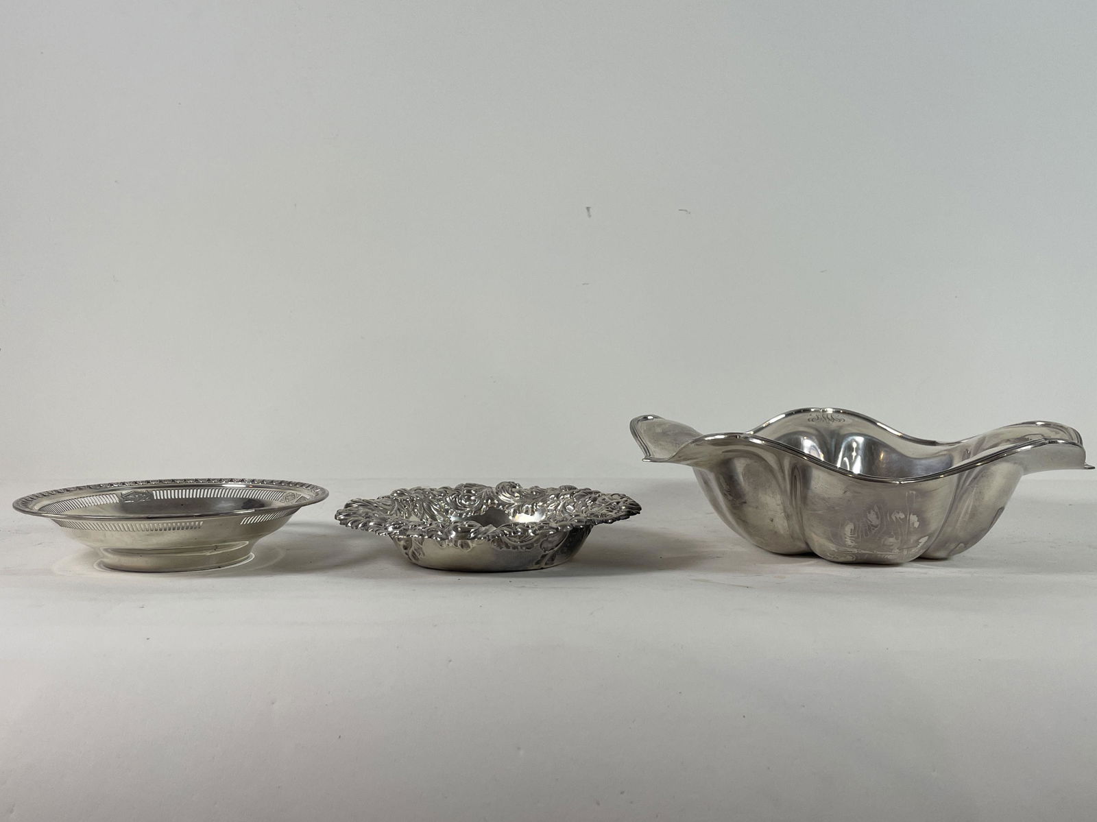 3 STERLING SILVER BOWLS, ONE IS 9" X 9" X 2.5", OTHER (1 of 7)