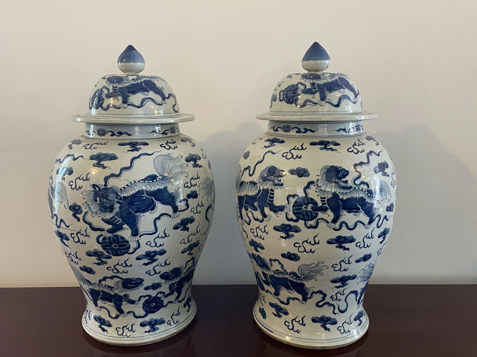A PAIR OF LARGE CHINESE COVERED URNS, 22" T X 11" DIAME (1 of 10)