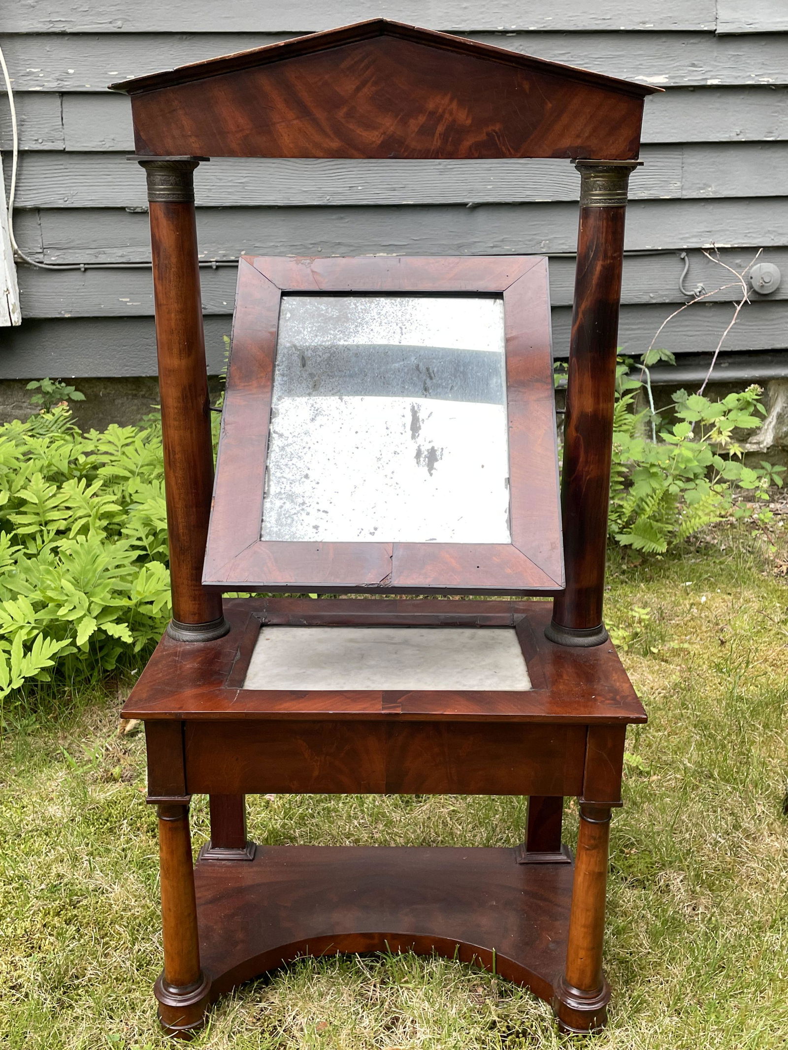 A CHILDS SIZE EMPIRE MAHOGANY MIRRORED STAND, 17" X 10" (1 of 6)