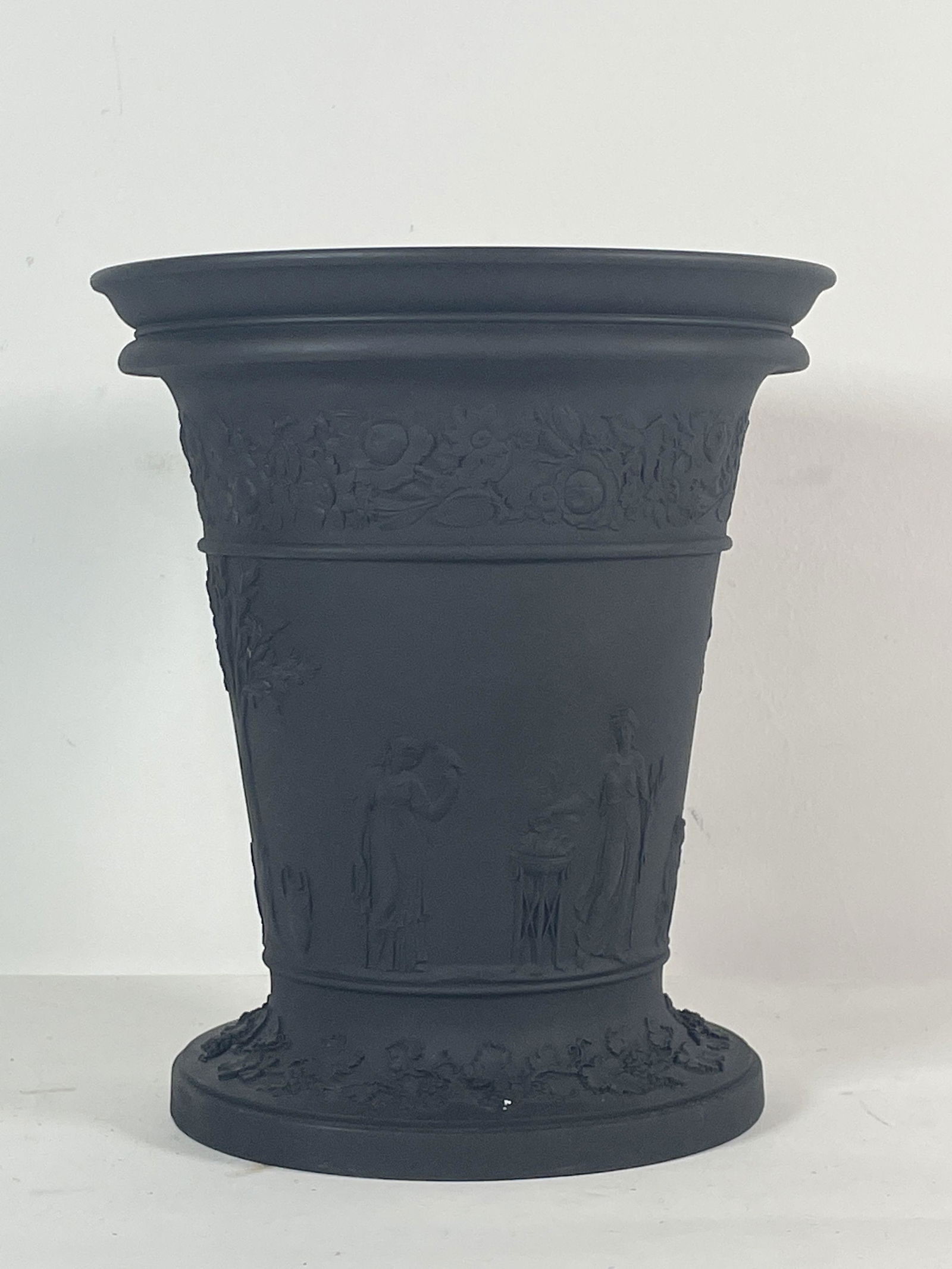 A LARGE WEDGEWOOD JASPERWARE PLANTER PAINTED BLACK, (1 of 6)